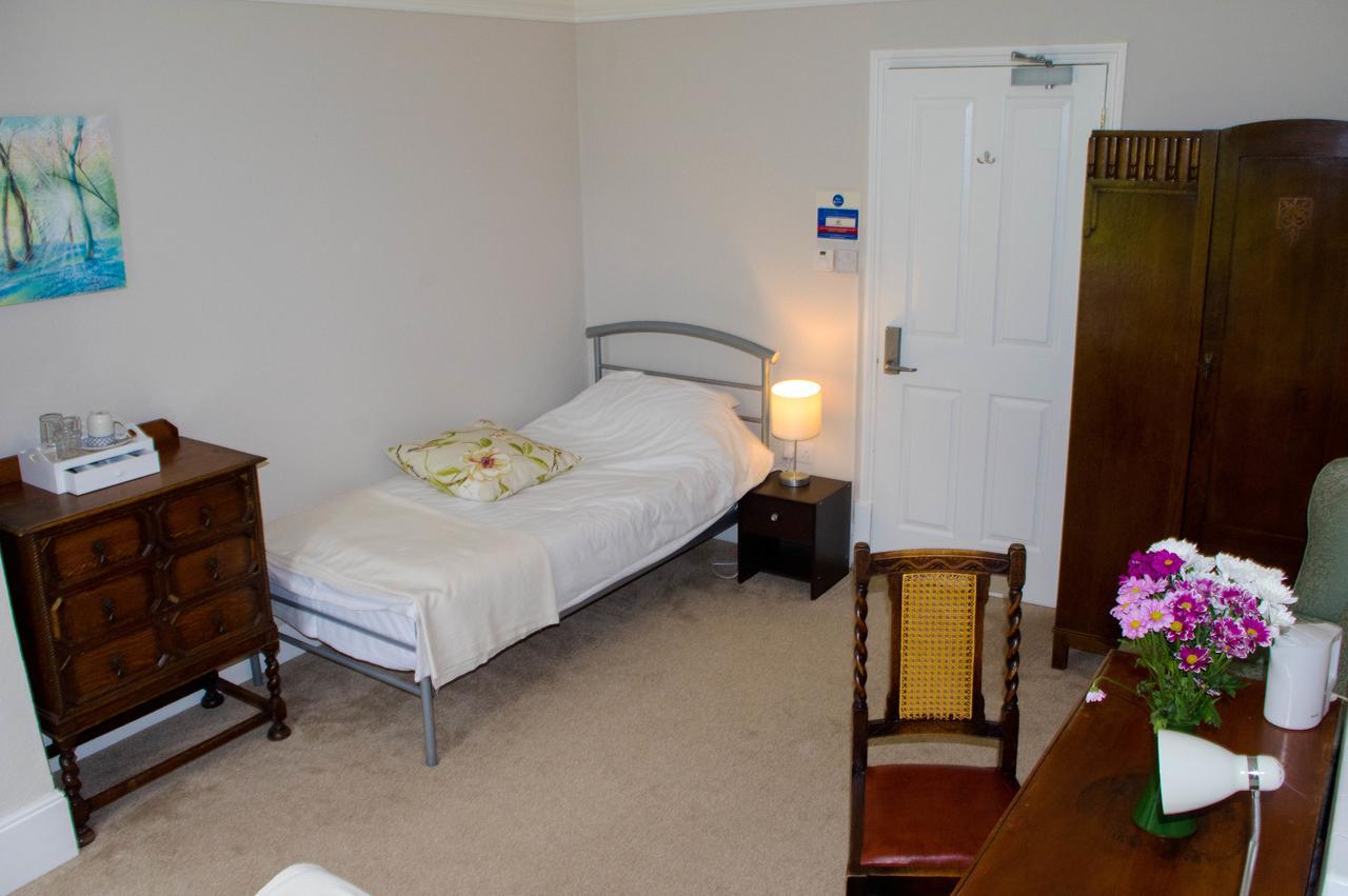 Bed and Breakfast Claridge House Лінґфілд Екстер'єр фото